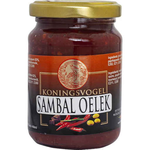 Jar of Koningsvogel Sambal Oelek on a white background